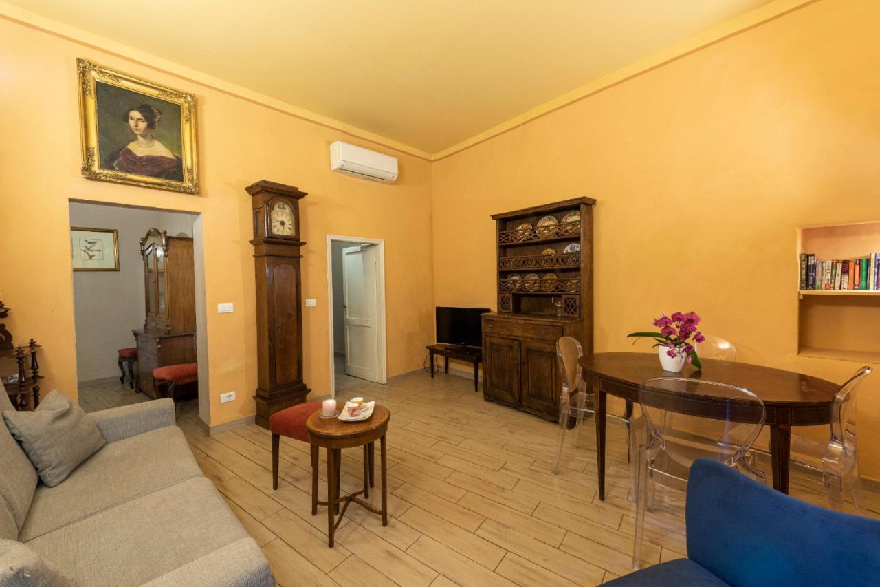 Apartments Florence- Palazzo Pitti ภายนอก รูปภาพ