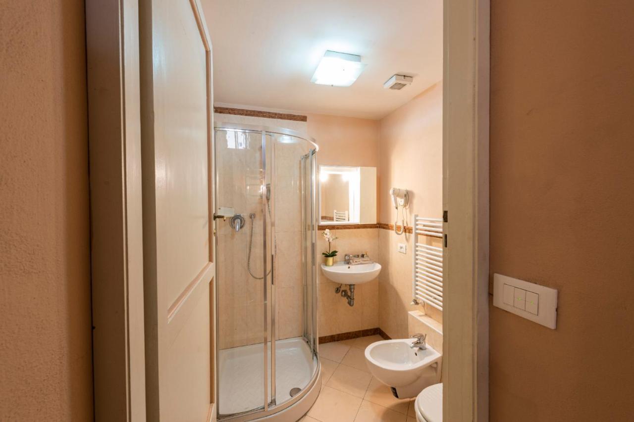 Apartments Florence- Palazzo Pitti ภายนอก รูปภาพ
