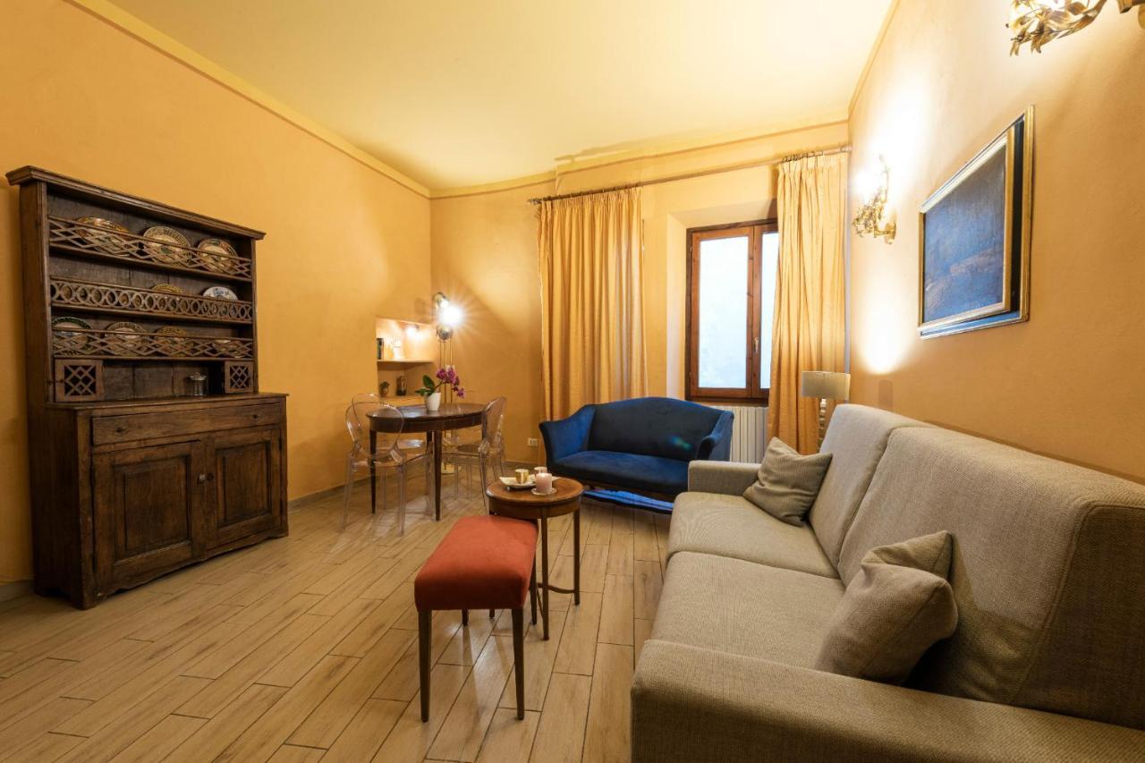 Apartments Florence- Palazzo Pitti ภายนอก รูปภาพ